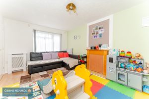 Sitting Room- click for photo gallery